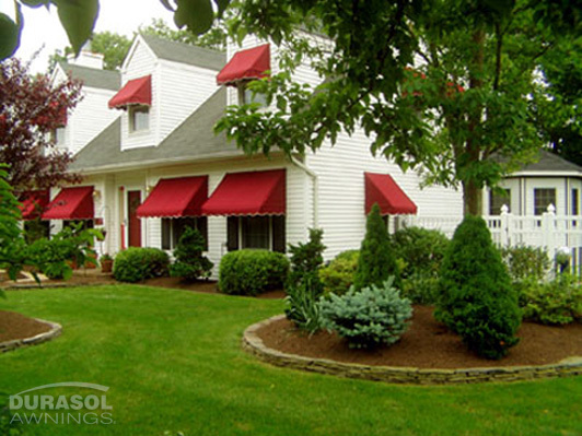 Retractable Awnings Add Space to your Home